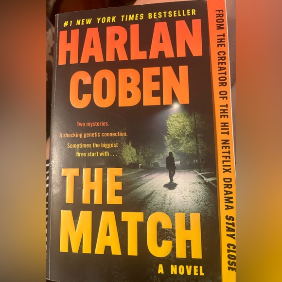 The Artist’s Special Touch and The Match - A Novel Barely Used - Picture 2 of 5